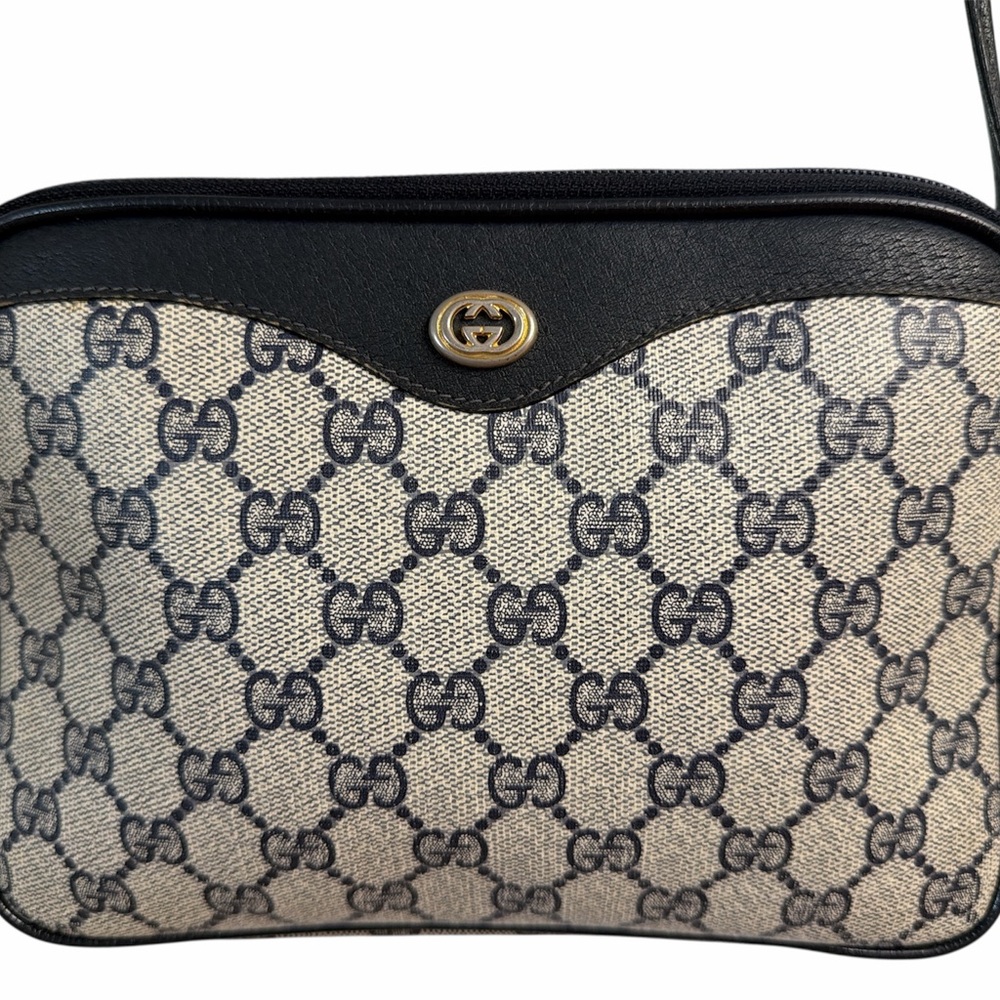 Vintage Gucci GG Supreme Canvas Crossbody Bag